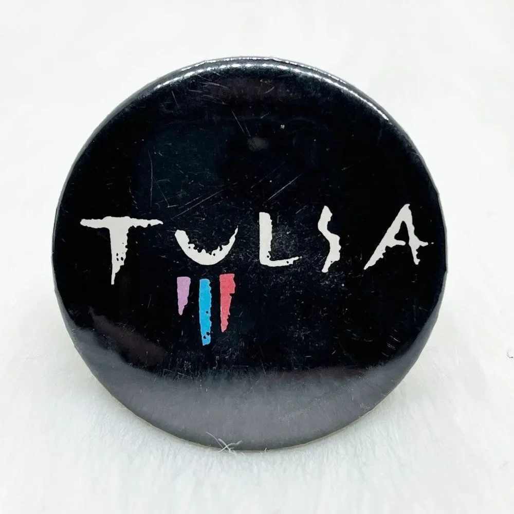 🔮‎ 5/$25 Vintage Tulsa Pin